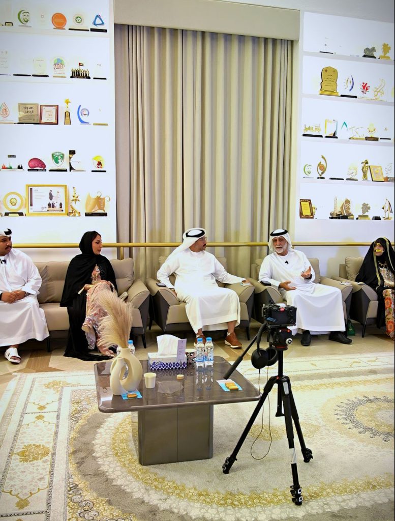 جلسة رمضانية بعنوان ” الدراما .. صوت الأسرة الإماراتية” بجمعية ياس للثقافة