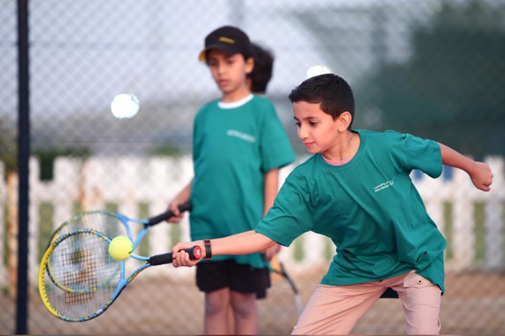 “أبوظبي لألعاب المضرب” يعتمد مشاركته في 15 بطولة أبريل المقبل