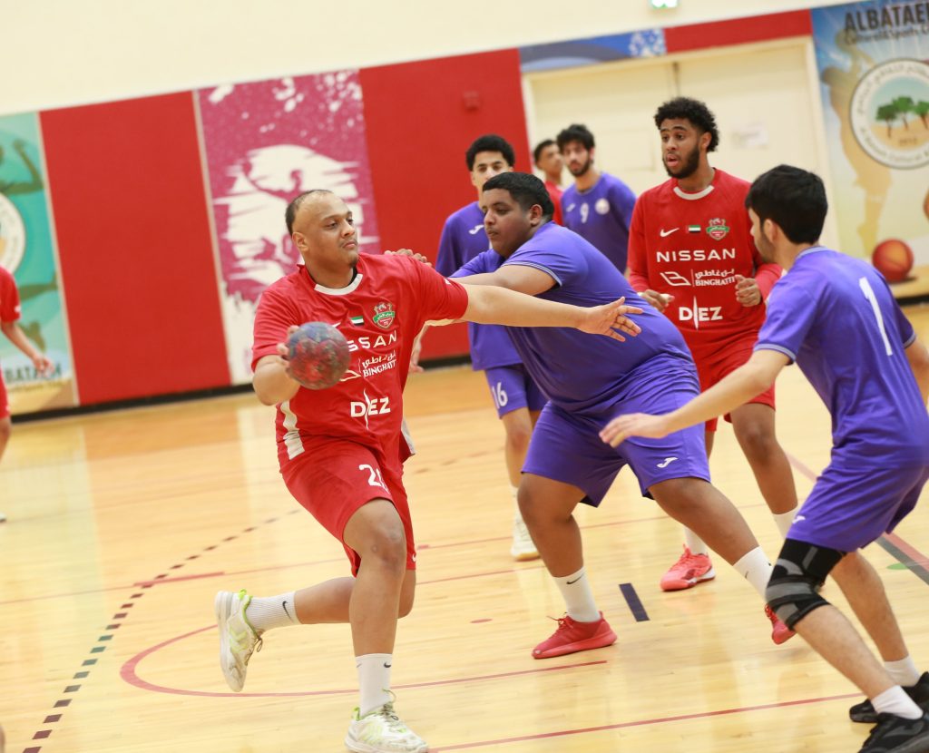 شباب الأهلي يفوزعلى الذيد بدوري السوبر لكرة اليد للشباب