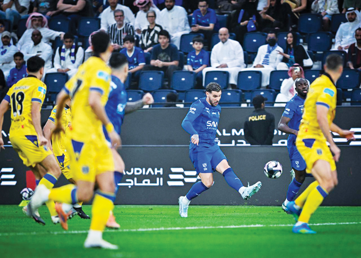 التعاون يُعثر الهلال.. الأهلي يتجاوز ضمك.. نيوم يكسب الفيحاء