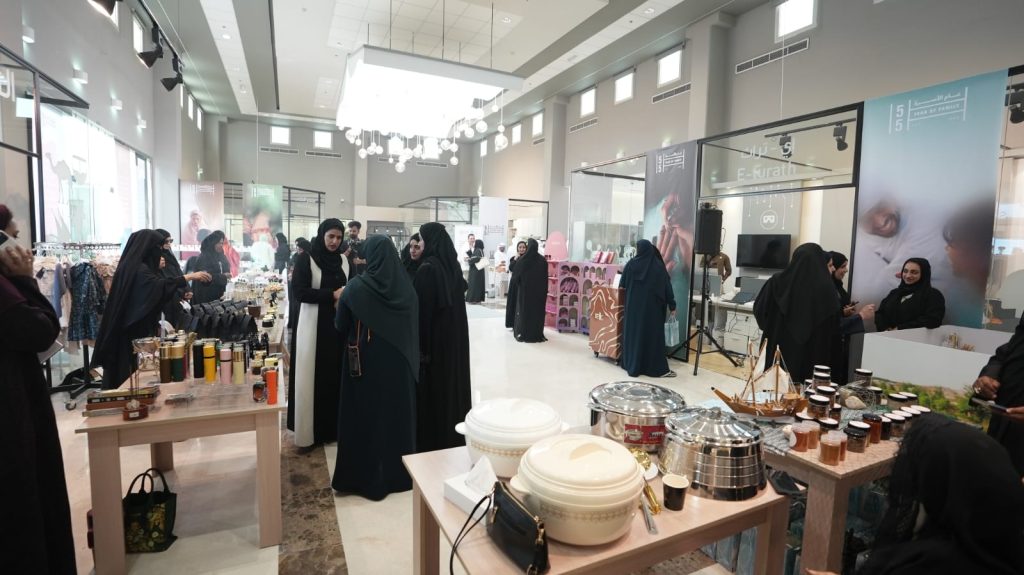 “الشارقة للتراث” يدعم الأسر المنتجة لتعزيز استدامة الحرف التقليدية والهوية الثقافية