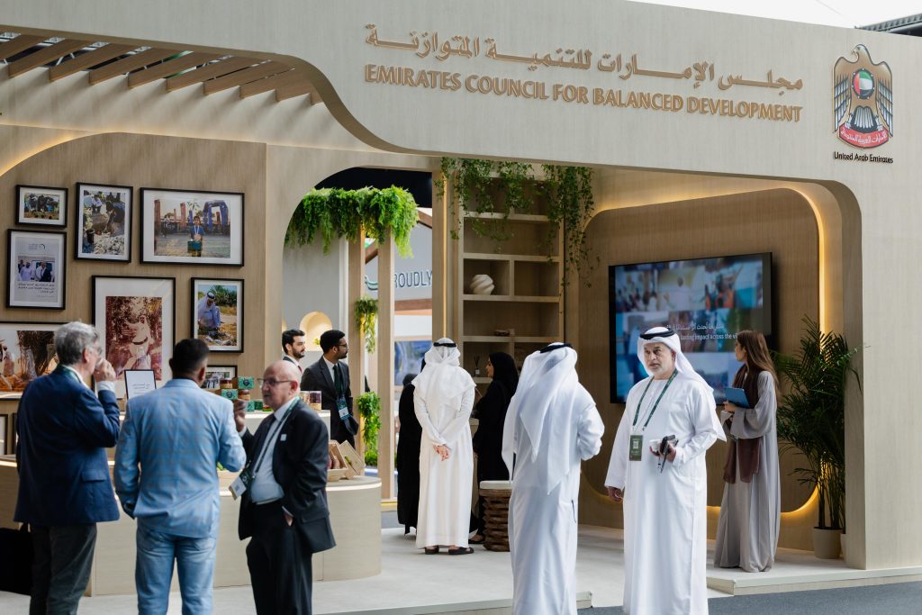الإمارات للتنمية المتوازنة” يستعرض مشروعاته في المعرض الزراعي الإماراتي