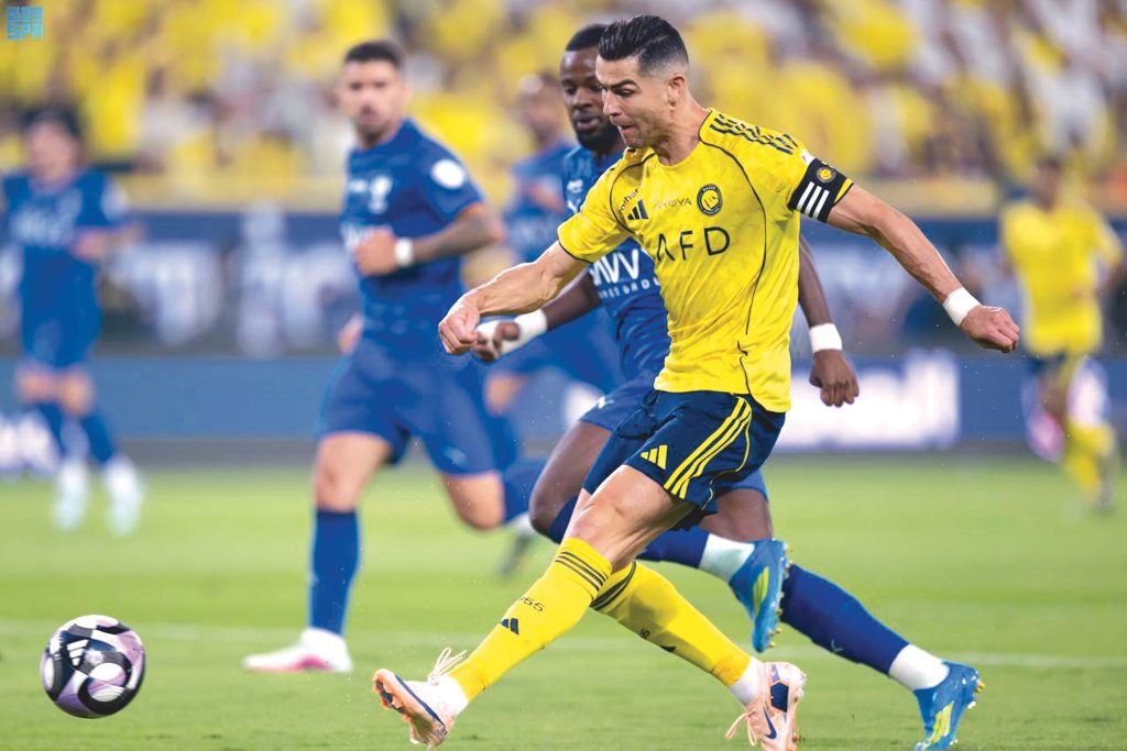 الهلال يرفض الخسارة.. ويؤجل حسم دوري روشن