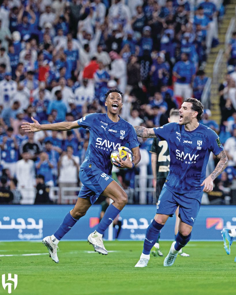 الهلال يجدد عهده مع الألقاب بكأس الملك