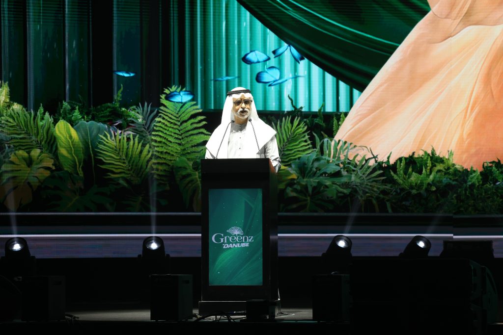 نهيان بن مبارك يشهد إطلاق مشروع “Greenz by Danube” أول مجتمع فلل متكامل ومفروش بالكامل في دبي