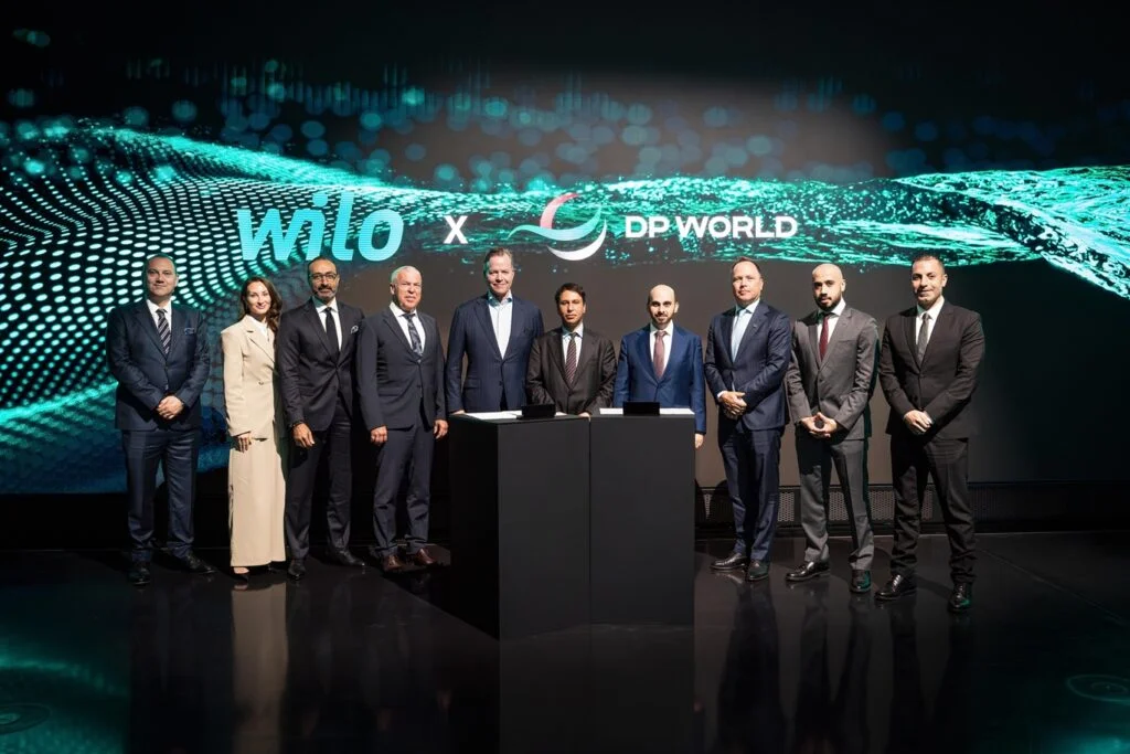 “موانئ دبي العالمية” و”ويلو” توسعان شراكتهما لتعزيز الخدمات اللوجستية الذكية