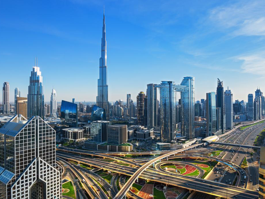 أطلقتا حملة “نفخر بالإمارات”.. منصتا “بيوت” و”دوبيزل” تجمعان قادة القطاع العقاري للاحتفاء برؤية القيادة الرشيدة