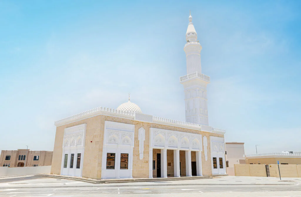 “الشؤون الإسلامية” تفتتح مسجد السلسبيل في الشارقة
