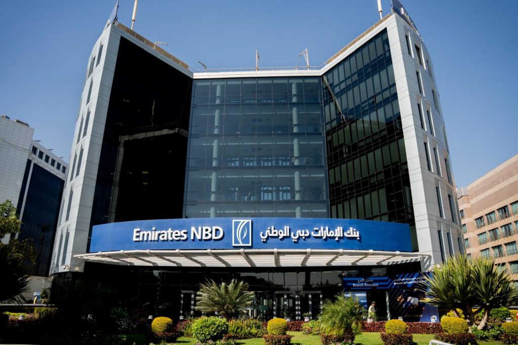 بنك الإمارات دبي الوطني” يستحوذ على الخدمات المصرفية للأفراد في “إتش إس بي سي – مصر”