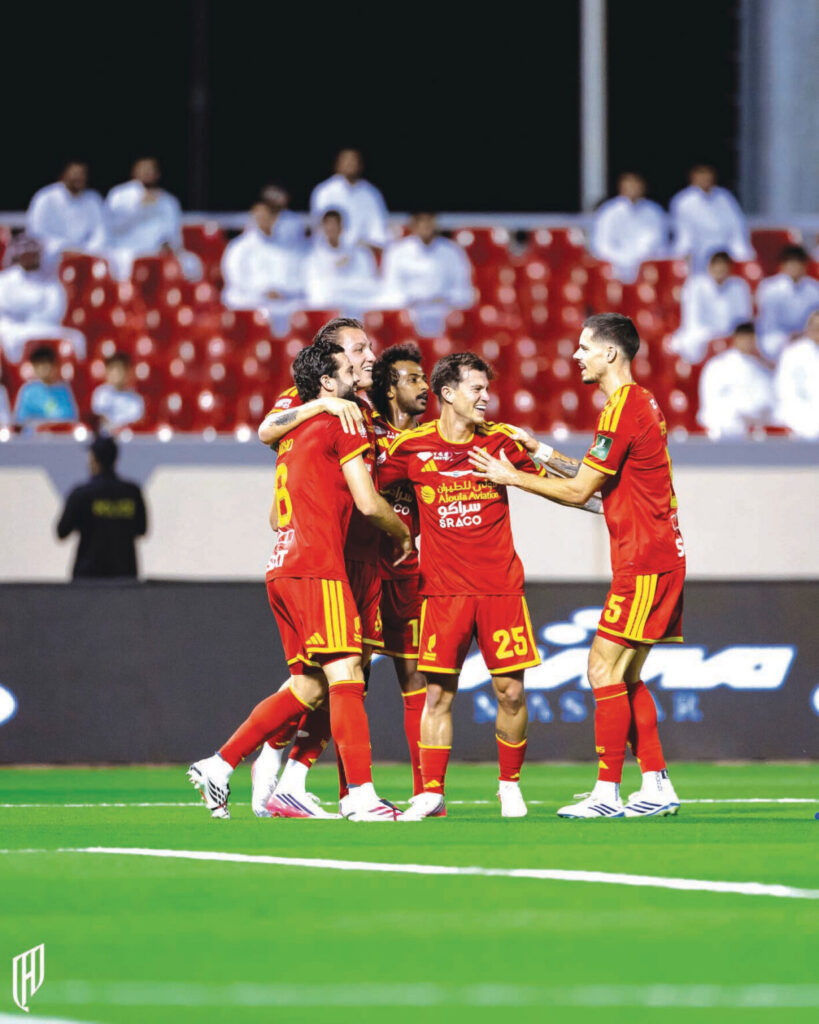 القادسية يقسو على الطائي.. الأهلي يكسب الأنوار.. الهلال يعبر الرائد