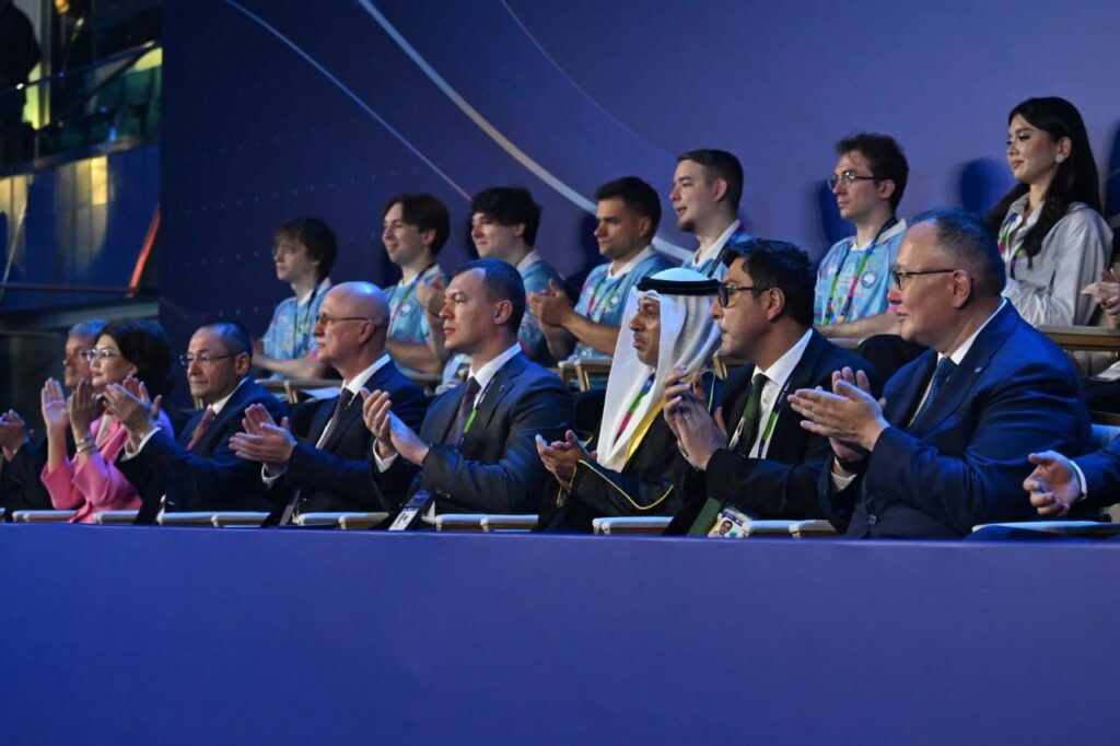 نيابة عن رئيس الدولة.. الفلاسي يحضر افتتاح دورة ألعاب المستقبل 2026″ في أستانا