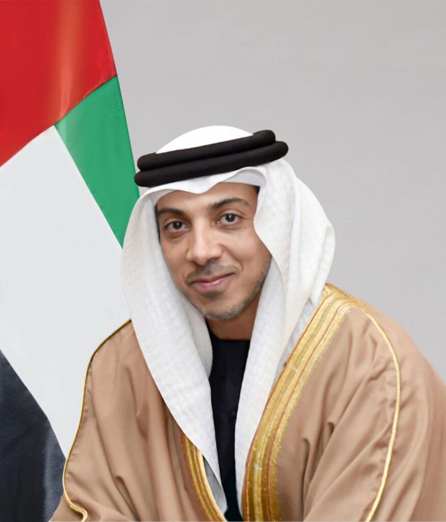 منصور بن زايد يعتمد برنامج موسم سباقات الخيل وبطولات الفروسية لعام 2026 – 2027
