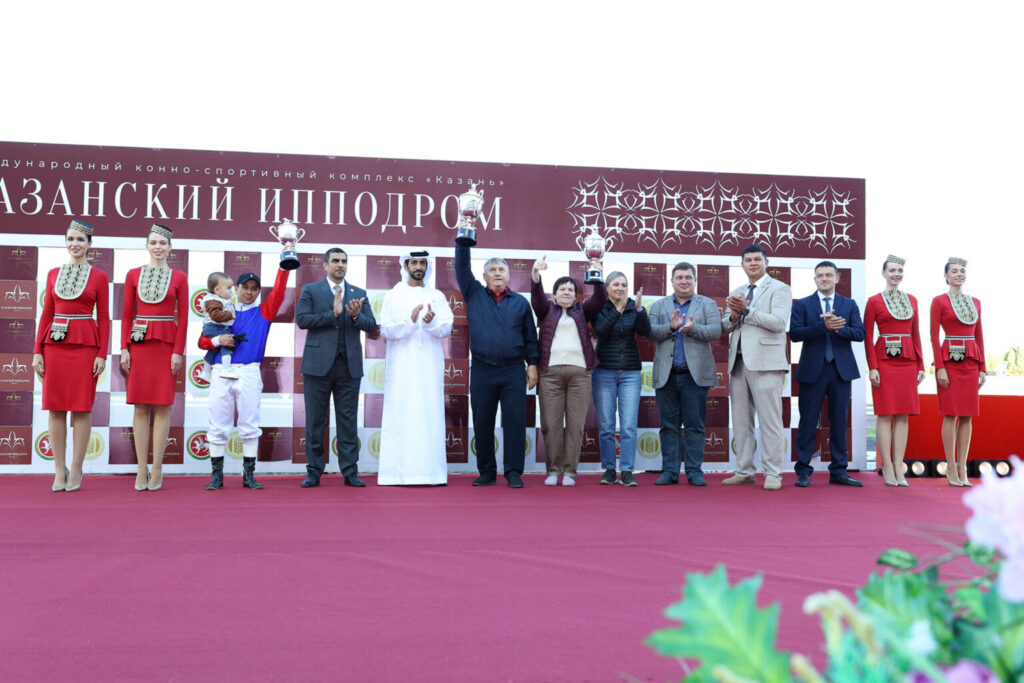 الجواد “فوسخود تيرسك” يتوج بلقب كأس رئيس الدولة للخيول العربية في كازان