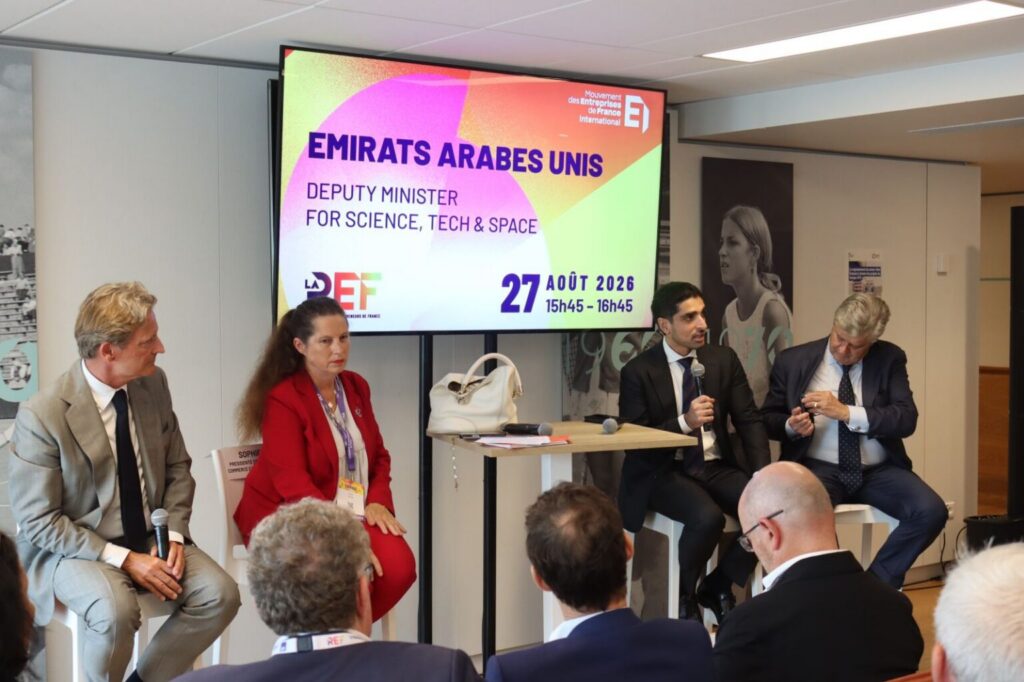 عمران شرف يشارك في طاولة مستديرة ضمن “La REF 2026” في فرنسا حول صلابة الاقتصاد الإماراتي والممر الاقتصادي بين الهند والشرق الأوسط وأوروبا والتعاون في مجالي الفضاء والتكنولوجيا