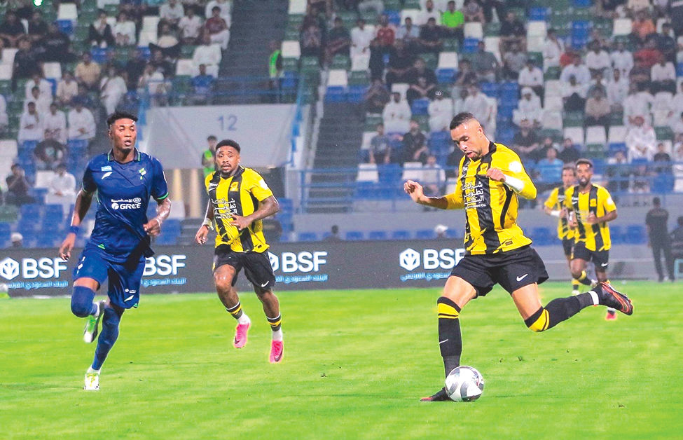 النصيري يعيد ذكريات عكايشي