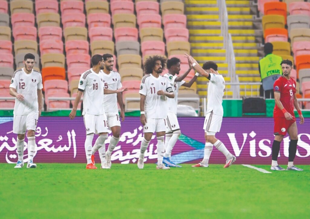 الإمارات وقطر إلى نصف نهائي خليجي 27
