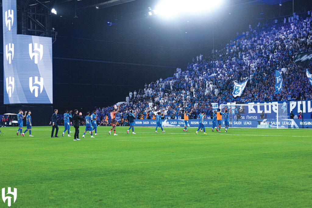 واتكينز: جمهور الهلال مذهل