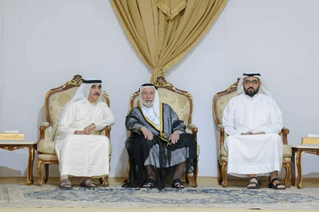 سلطان والمعلا وسعود بن صقر يقدمون واجب العزاء في وفاة محمد بن سالم