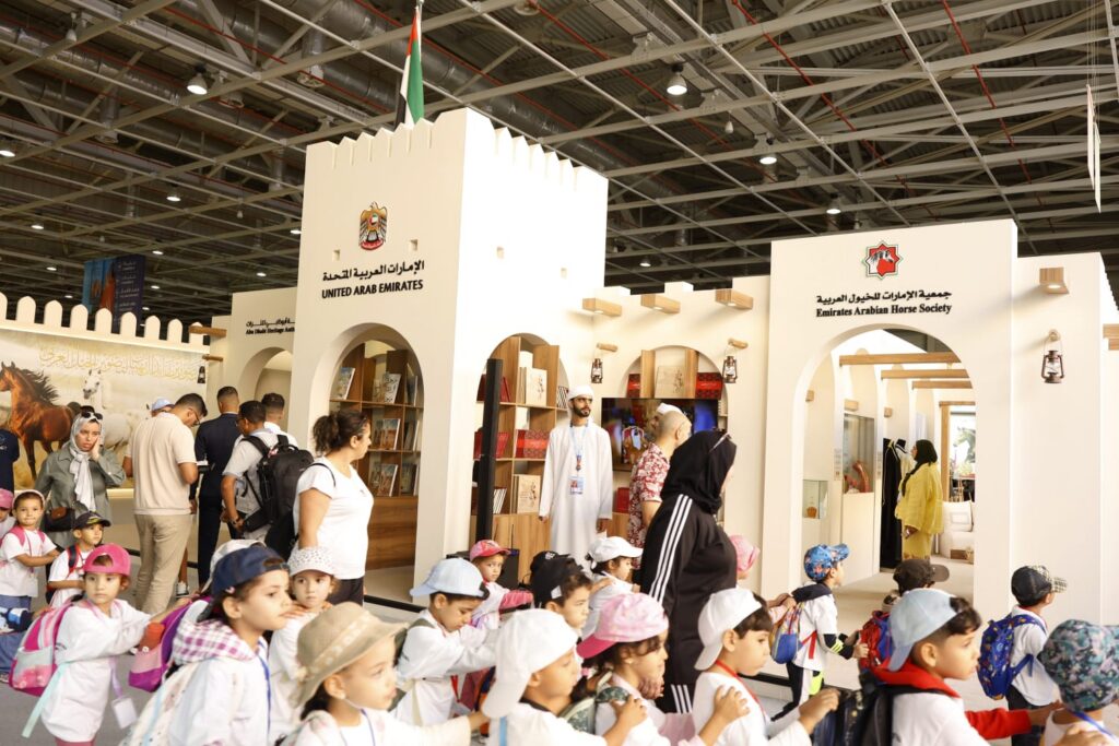 جناح الإمارات يستقطب زائري معرض الفرس بالجديدة